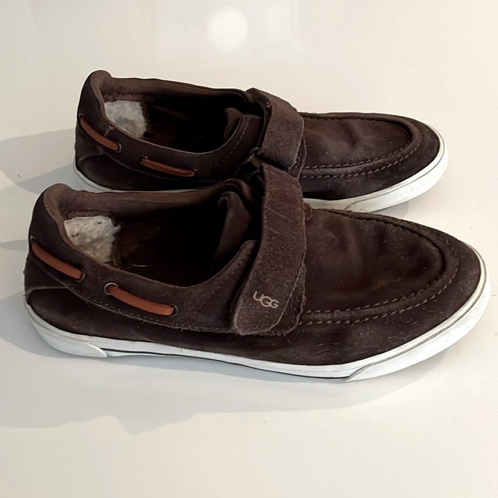 3 UGG Australia brown suede deck shoes unisex kids velcro